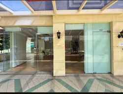 Kingston Terrace (D14), Retail #604865081